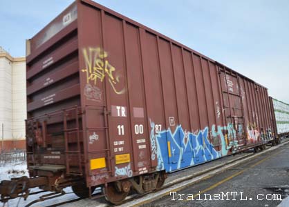 Car/wagon TR110087 right side / coté droit